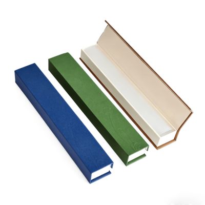 लक्जरी सॉलिड कलर रेक्टेंगल क्लैमशेल अगरबत्ती बॉक्स कस्टम क्राफ्ट पेपर पैकेजिंग उपहारों के लिए कठोर बॉक्स स्पंज लाइनिंग स्टैम्पिंग