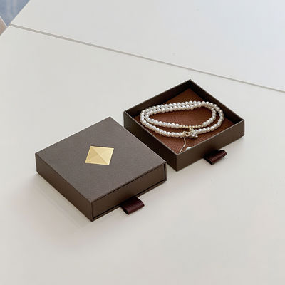 अनुकूलित लोगो पर्यावरण के अनुकूल मुद्रित हार्ड कठोर रीसायकल शैली कागज पैकेजिंग कार्डबोर्ड दराज बॉक्स गहने के लिए स्लाइडिंग