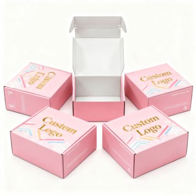 लक्जरी कस्टम नालीदार कागज के बक्से कार्डबोर्ड उपहार डाक मेल शिपिंग कंटेनर कपड़े पैकेजिंग के लिए