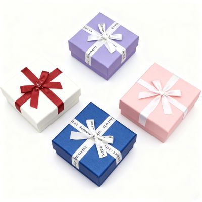 कस्टम ज्वेलरी पैकेजिंग इंग्लिश बो रिबन हेवन अर्थ स्क्वायर बॉक्स इयररिंग्स रिंग्स बॉक्स के लिए एलिगेंट कार्टन कवर